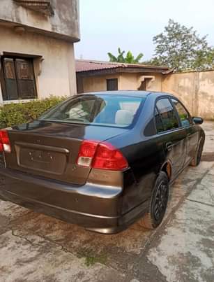 A picture of Honda Civic 05