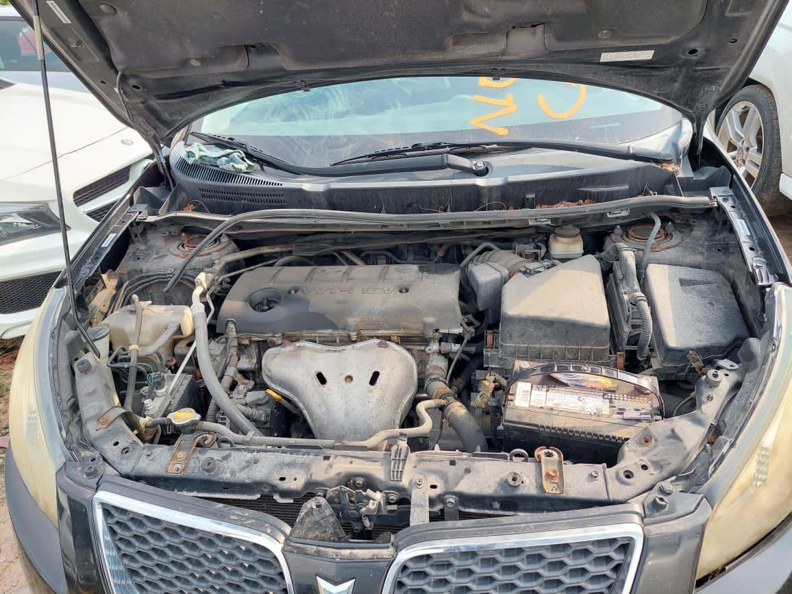 A picture of 2009 Vibe Pontiac 2009