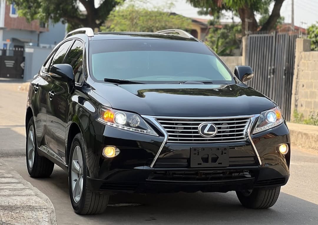 A picture of 2013 LEXUS RX350