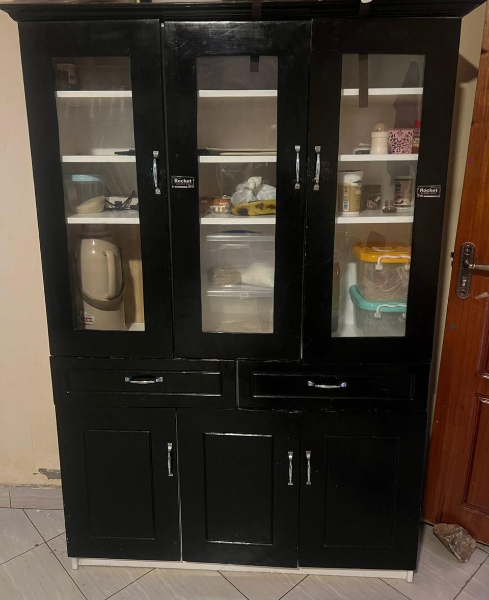 A picture of Sideboard