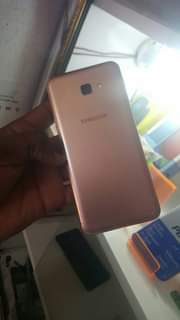 A picture of Samsung J4 Core