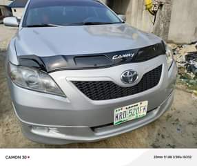A picture of SUPER CLEAN 2008 MODEL TOYOTA CAMRY SE Untampered engine Perfect