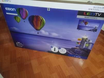 A picture of 55 inch smart android frameless 4k at 985k .swaps allowed