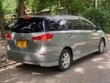 A picture of Toyota wishi