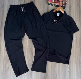 A picture of 2piece