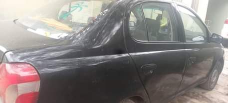 A picture of Toyota echo 2002