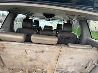 A picture of 05 Toyota Sienna