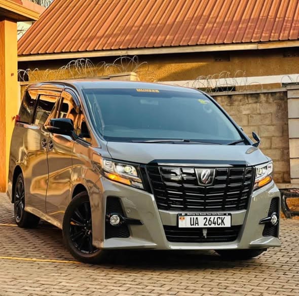 A picture of 2016 Toyota ALPHARD 2400cc petrol engine Automatic 7 seater UGX