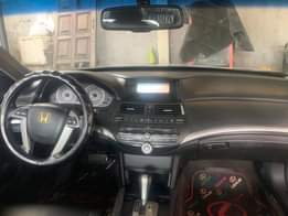 A picture of Honda evil evil Spirit 08 Engine is perfect V6 with