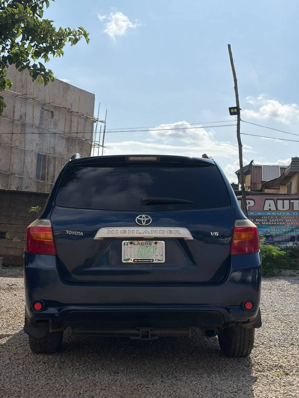 A picture of TOYOTA HIGHLANDER 2009 MODEL