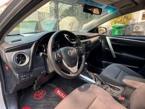 A picture of Super deal Tokumbo grade 2018 Toyota Corolla in pristine condition