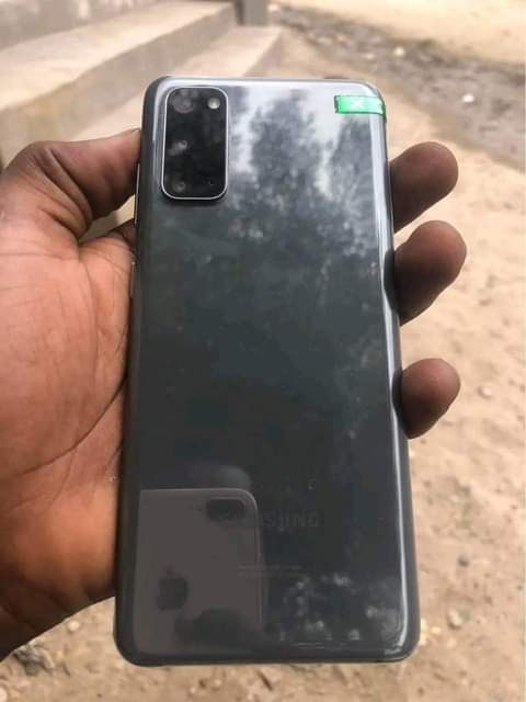 samsung s20