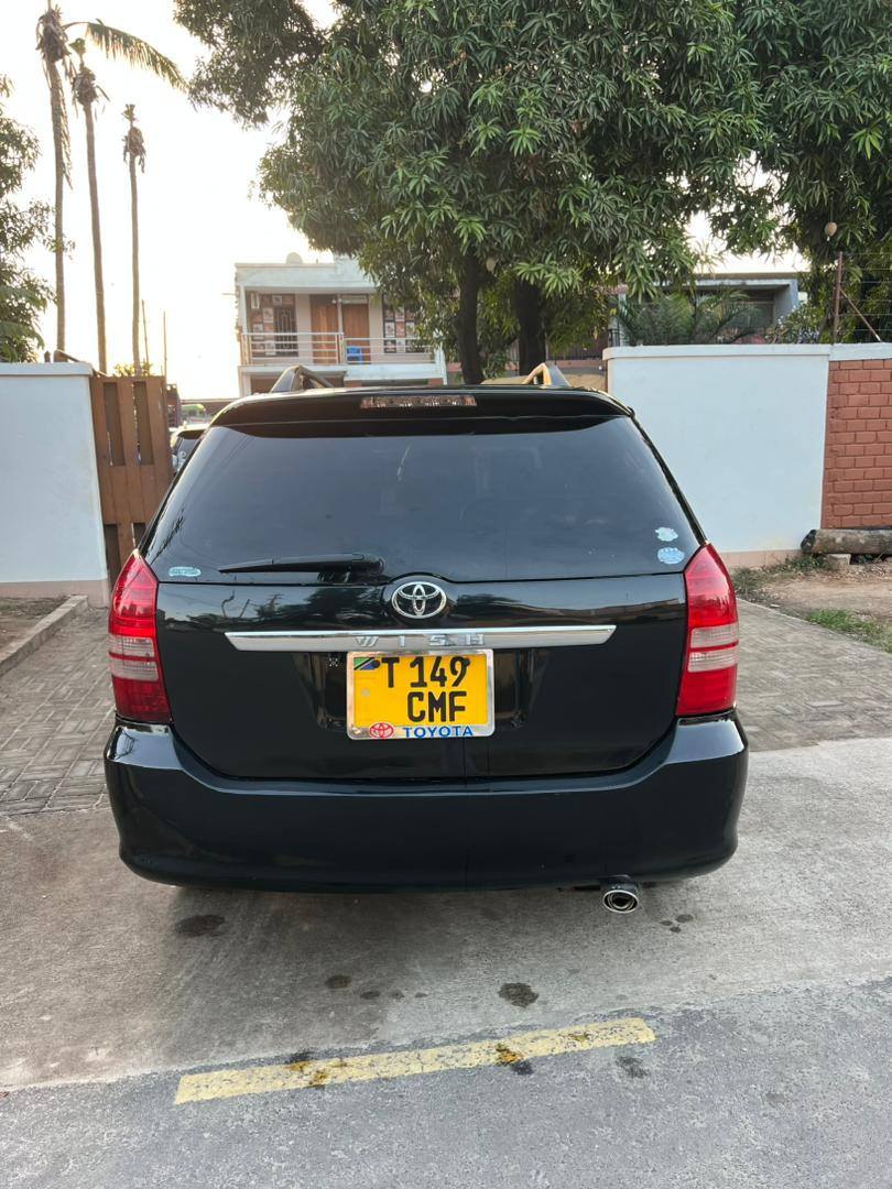 A picture of Toyota wish CMF Year 2005 Engine 1ZZ CC1700 Full ac