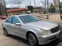 A picture of Mercedes Benz c230 2000