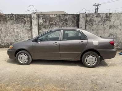 A picture of 2004 Corolla Buy and drive 2 4m to owner Agent