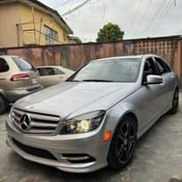 A picture of KinzzyAuto s LTD 08109018982 9 800 000 Refer and earn