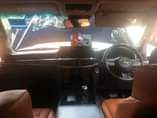A picture of Lexus L570