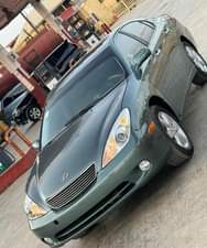 A picture of Lexus Es330 2006 First body neatly used Price 3 3m