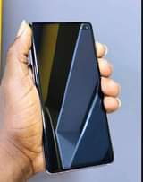 A picture of samsung s10 plus