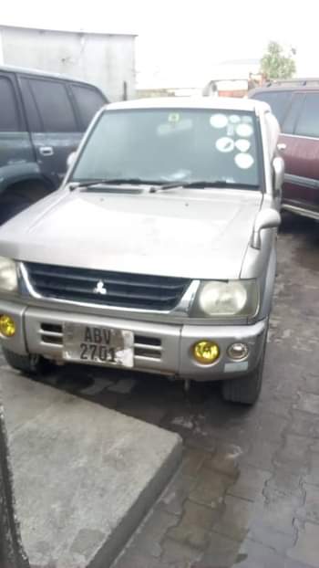 used mitsubishi pajero