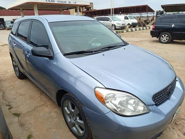 A picture of Very Clean TOYOTA MATRIX FOR SALE in OSOGBO