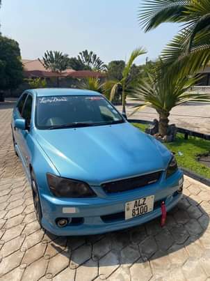 used toyota altezza