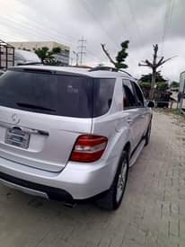 A picture of benz mL 350 model 08 registered tokumbo standard very very