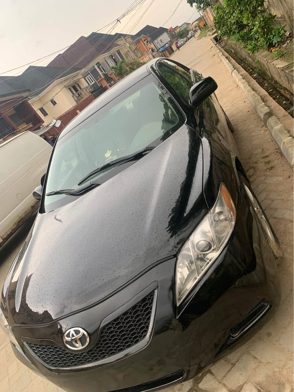 A picture of Well used 07 Toyota Camry LE