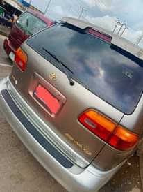 A picture of Neatly used 02 Sienna