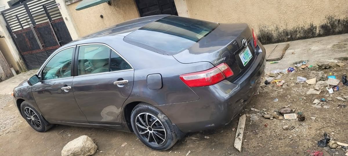 A picture of Toyota CAMRY 2007