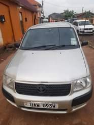 A picture of Make TOYOTA Brand SUCCEED Year 2004 Color SLIVER GOLD Grade