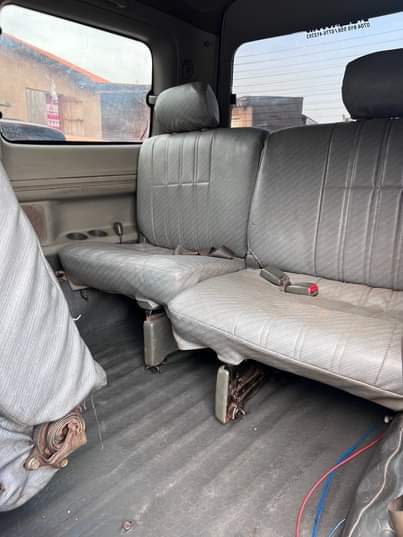 A picture of 1998 Toyota Noah