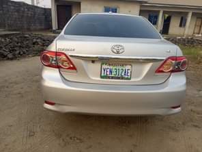 A picture of very sharp 2010 American Spec Toyota corolla with no issues