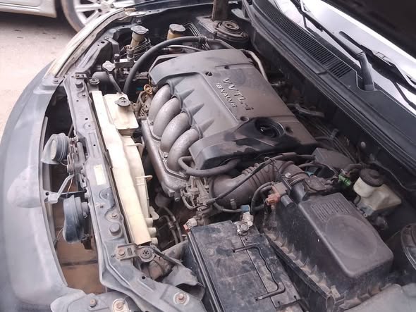 A picture of Use first body Toyota matrix in a good condition everything