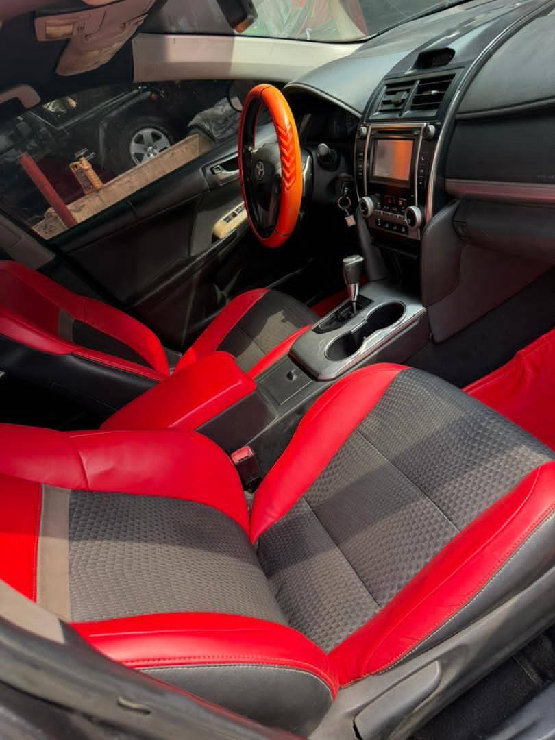 A picture of Camry 2014