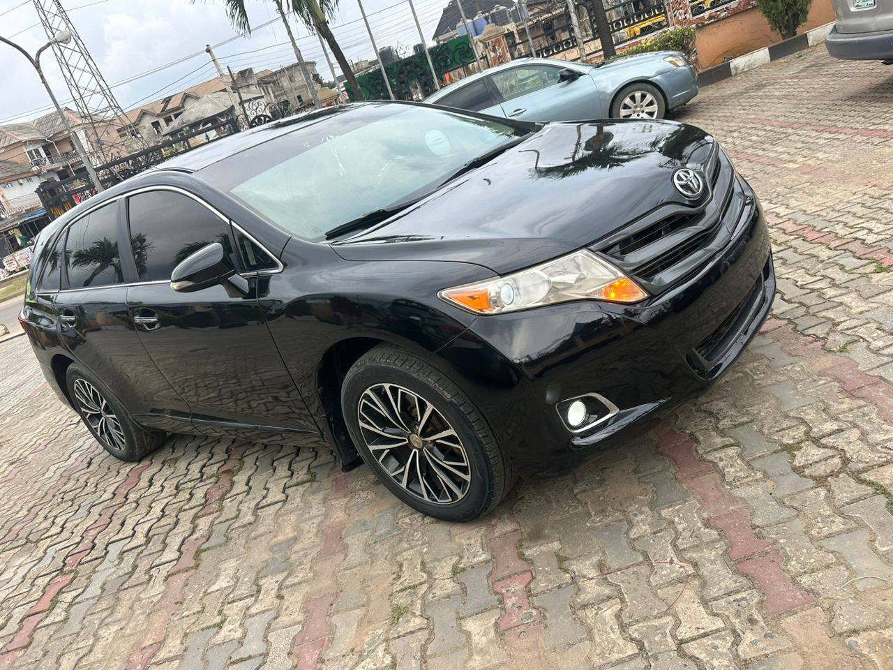A picture of Used Toyota Venza 2011 model 11m Sara ooo location isolo