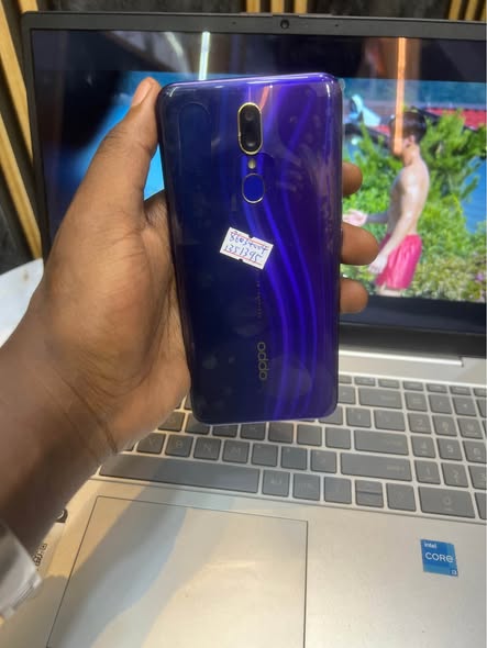 A picture of OPPO F11