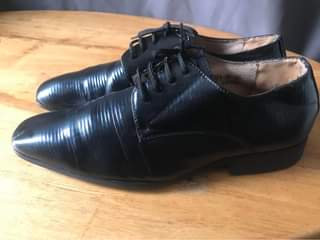 A picture of Men shoes