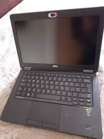 A picture of Dell latitude E7250