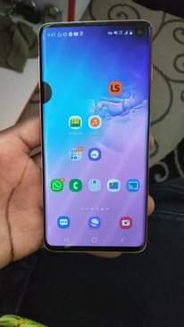 A picture of Samsung galaxy S10