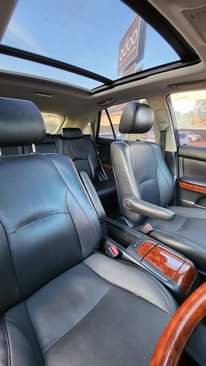 A picture of 2006 Toyota harrier