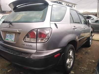 A picture of Toks standard 2003 Lexus RX300 Full option Leather interior Alloy