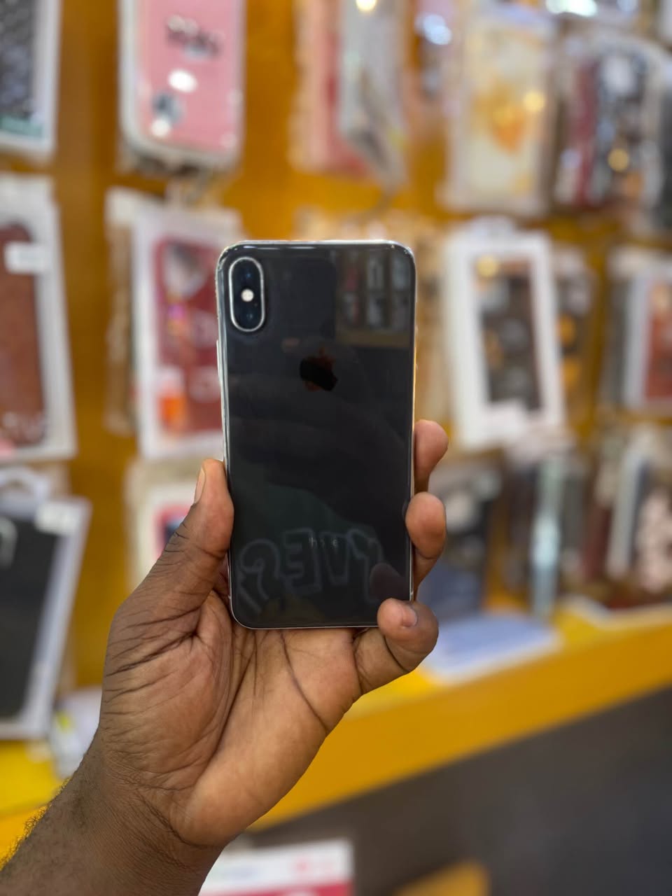 A picture of iPhones X 256GB Price 155 000 0747940033