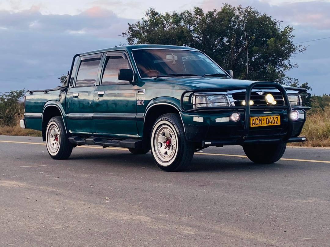 classifieds/cars mazda
