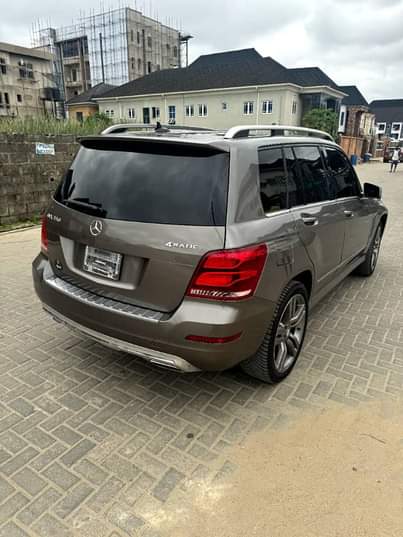 A picture of TOK Mercedes Benz GLK 350 FULL OPT