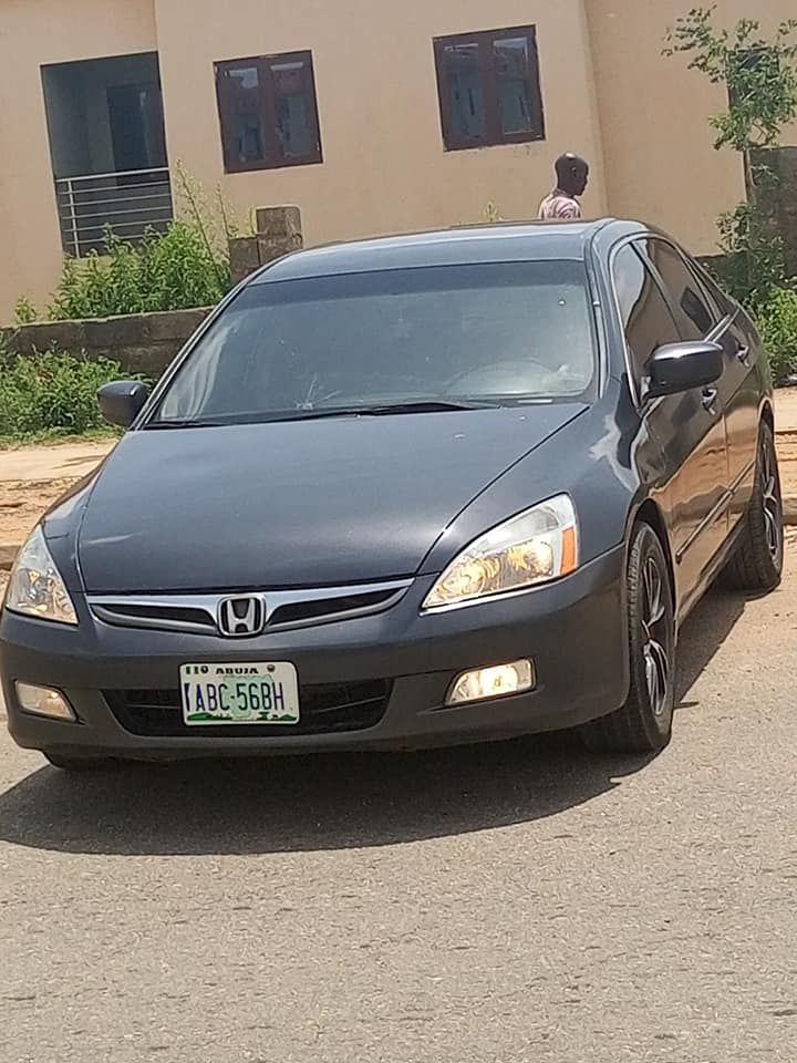 A picture of Honda Accord DC 07