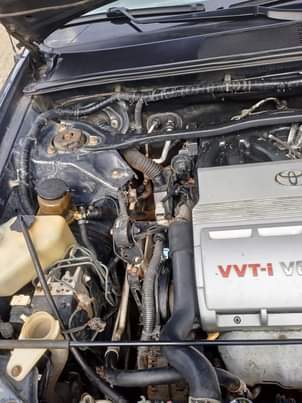 A picture of 2005 Toyota highlander