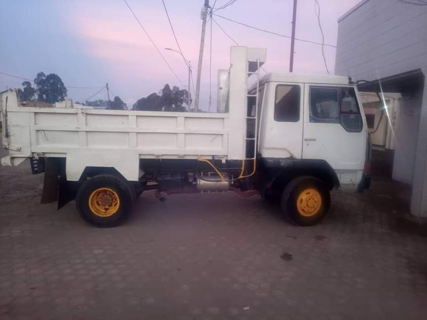 mitsubishi fuso fighter