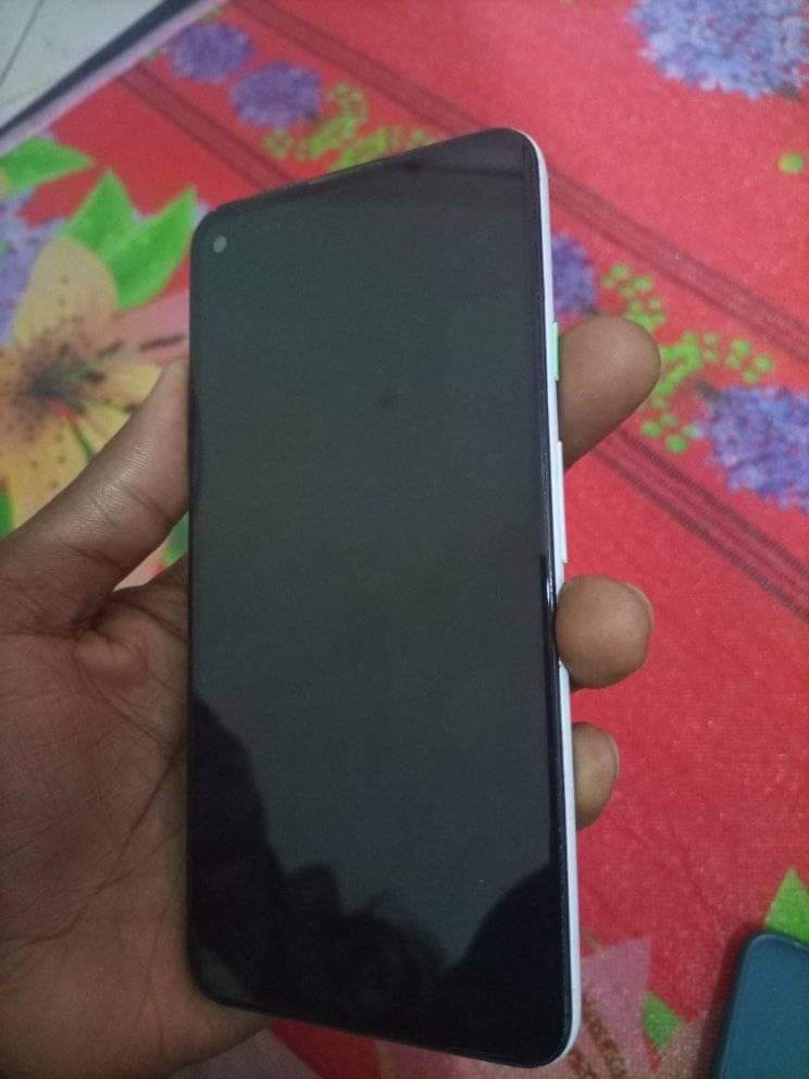A picture of Google pixel 5a 5g