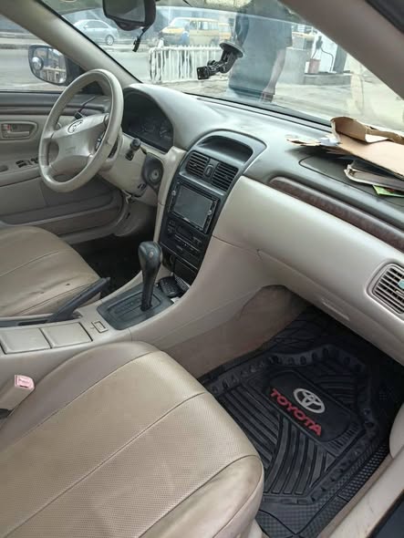 A picture of Toyota Solara 2002 model